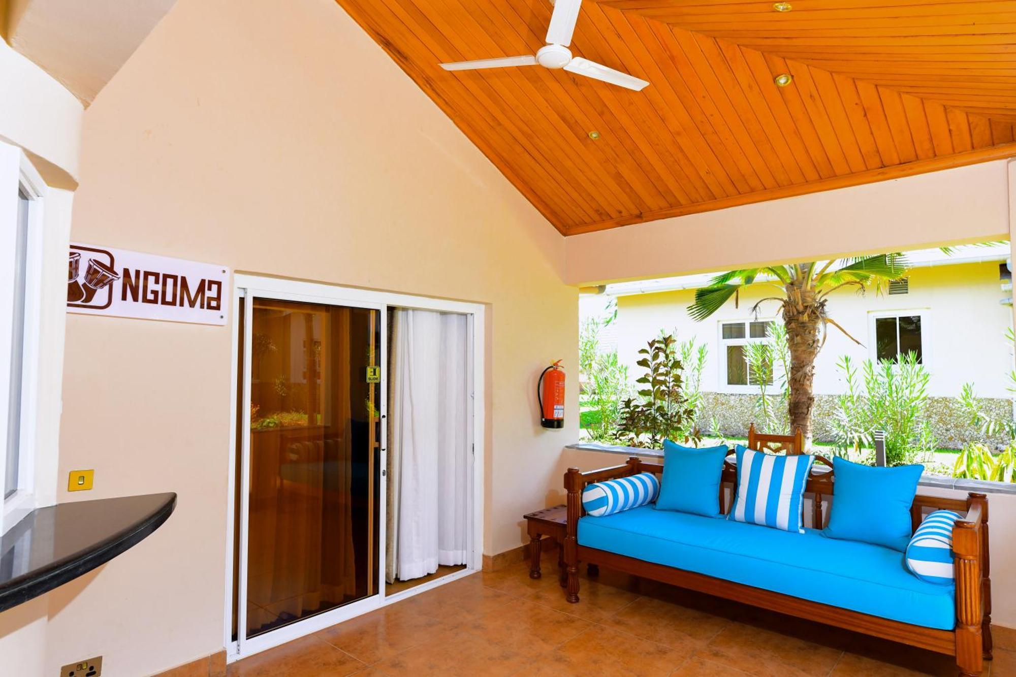 Vipingo Beach Resort Tezo エクステリア 写真